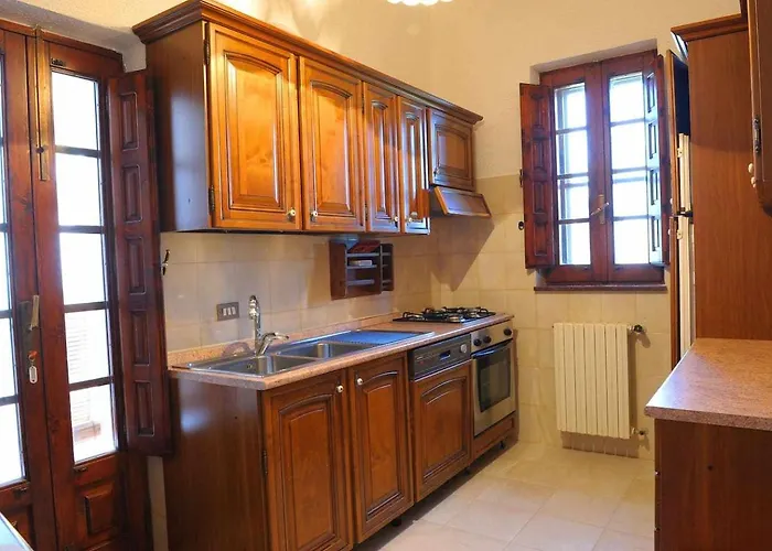 Willa Giovanna Trullo *