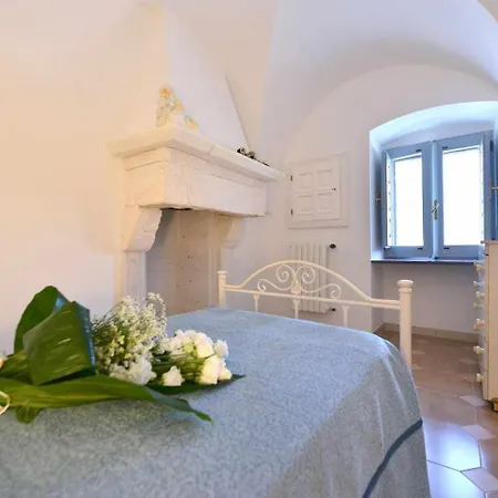 Giovanna Trullo * Ostuni