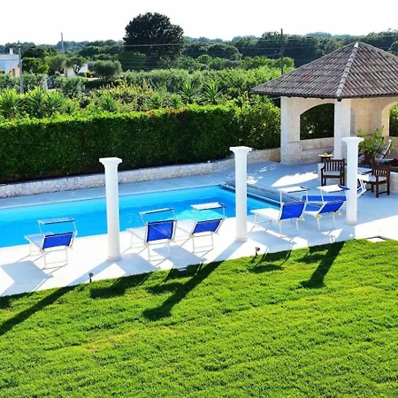 Giovanna Trullo * Ostuni